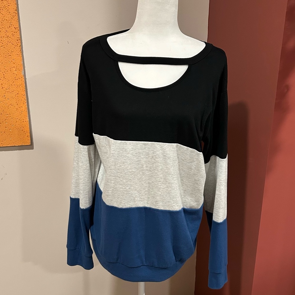 Chest Cutout Color Block Tunic Size Large
